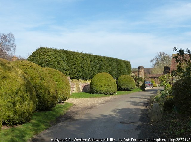 geograph photo 3877143 taken along the route