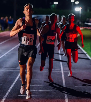 this photo of Ben Claridge is by Bobby Gavin